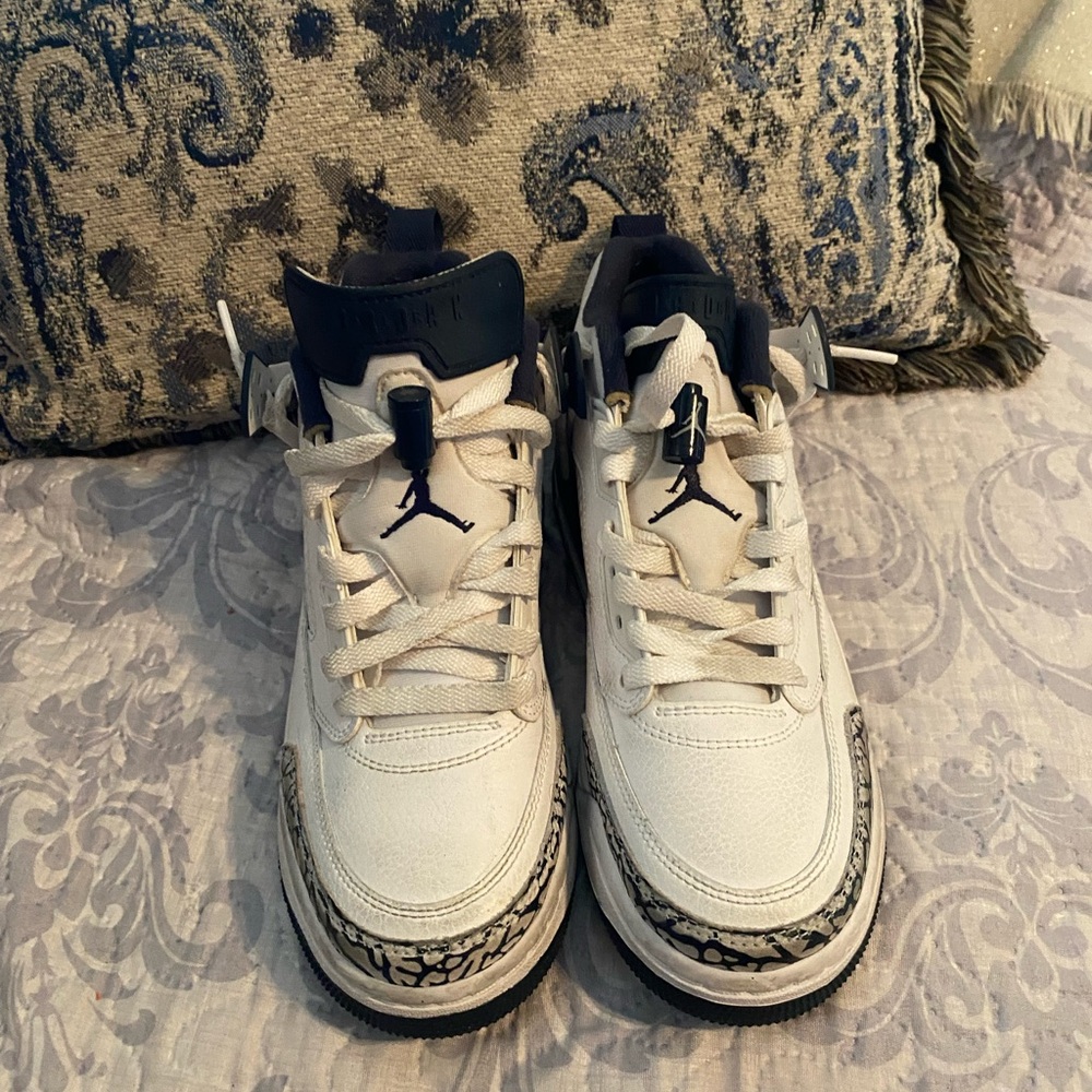 Jordan Spizike Low Youth nike big kids 7